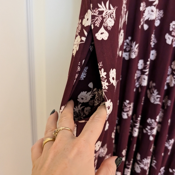 Agnes And Dora Floral Maxi Dress - Burgundy and White Size Small - Picture 5 of 9